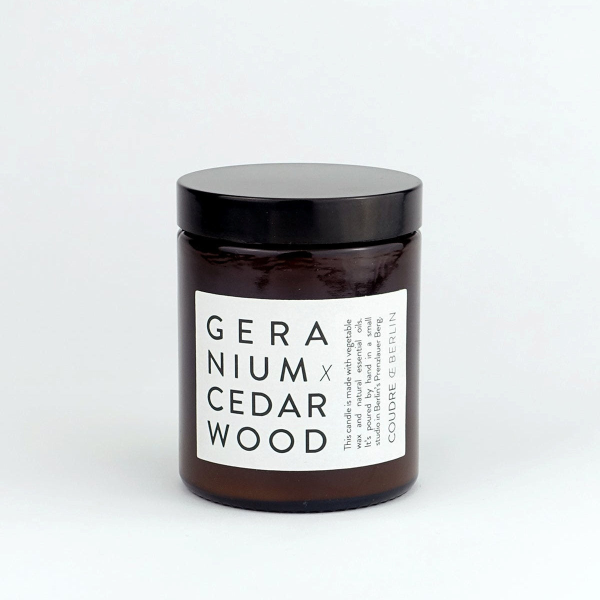 COUDRE BERLIN geranium x cedarwood / ESSENTIALS Duftkerze