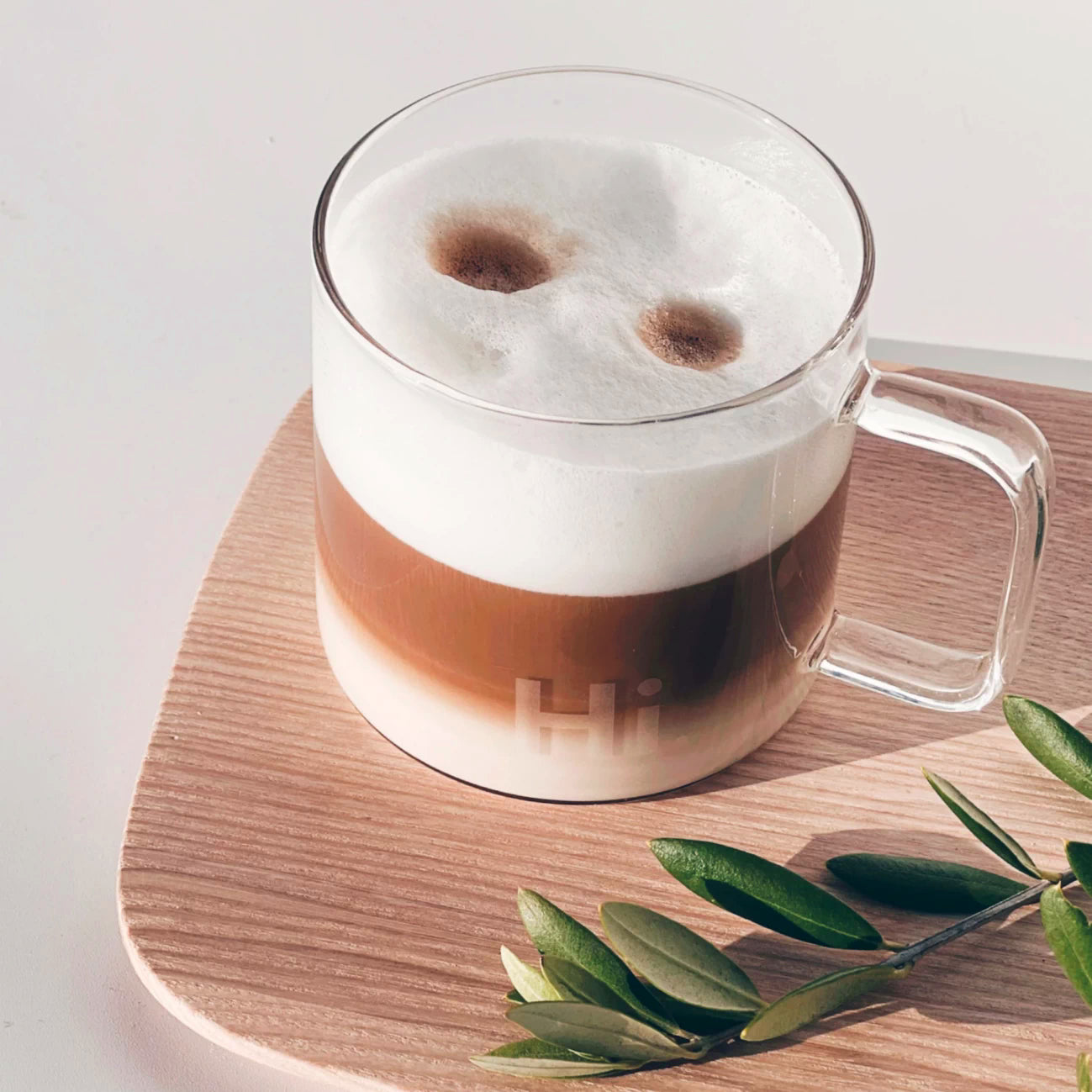 Goldscherben Trinkglas Hi. mit Henkel