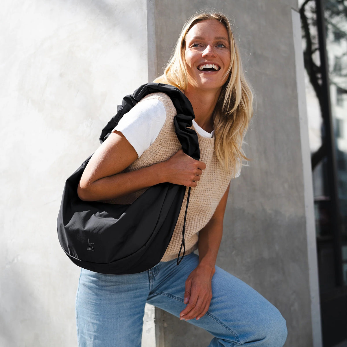 GOT BAG Moon Bag Ruffle monochrome black