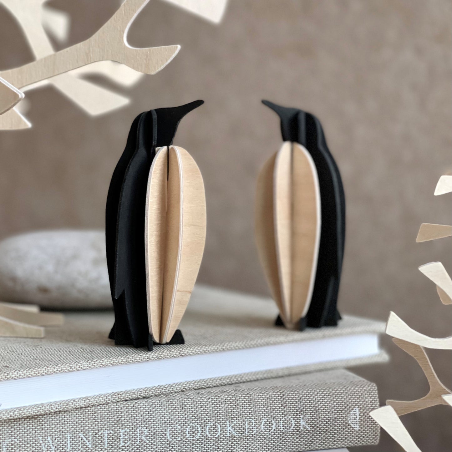 Lovi Pinguin Design Dekofigur Birke