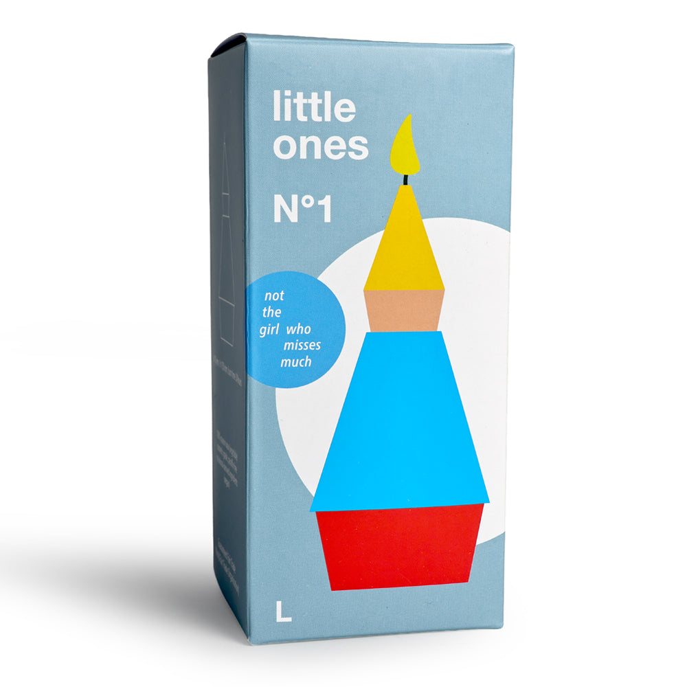 not the girl who misses much Kerze Little Ones N°1 blau