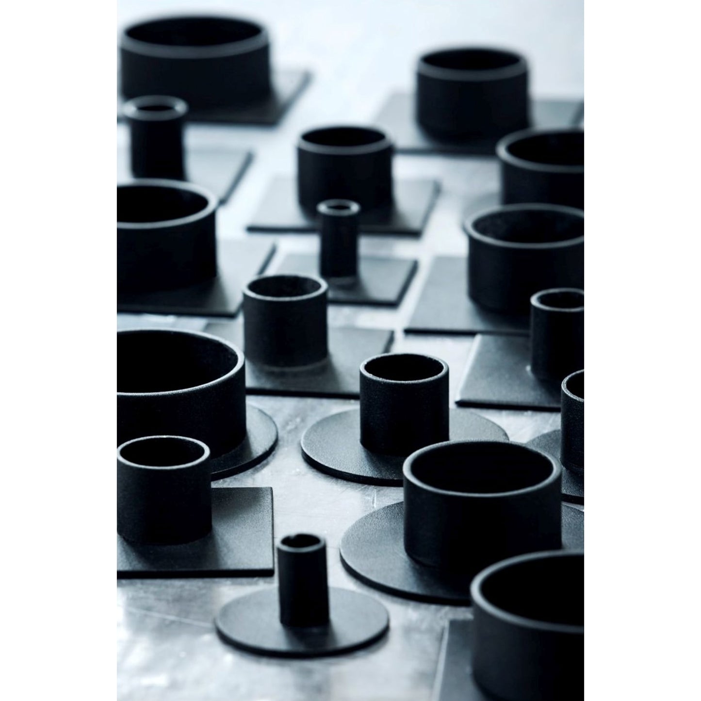Kunstindustrien Kerzenhalter The Square schwarz für Ø1,3 cm Kerzen