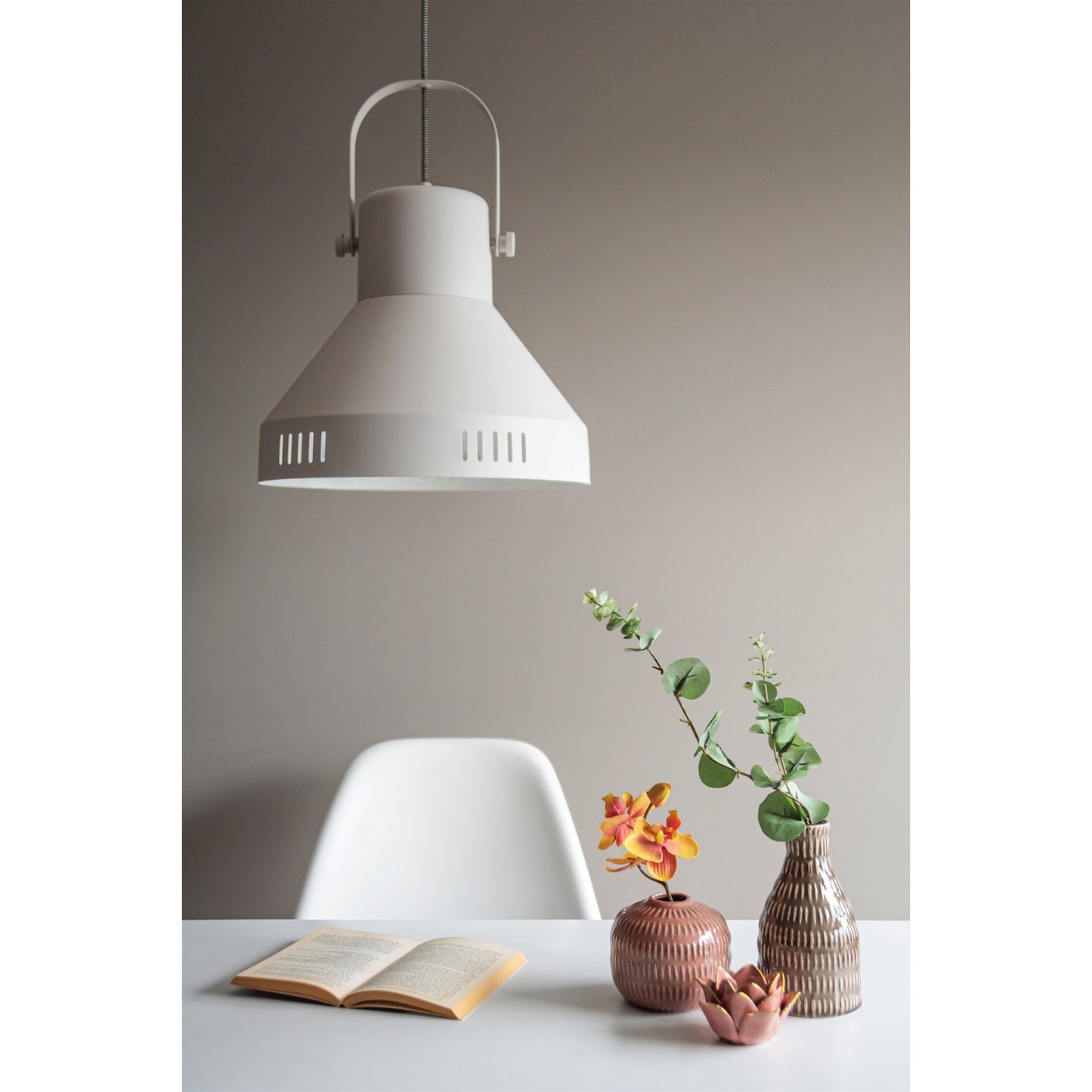 Leitmotiv Pendelleuchte Tuned weiß