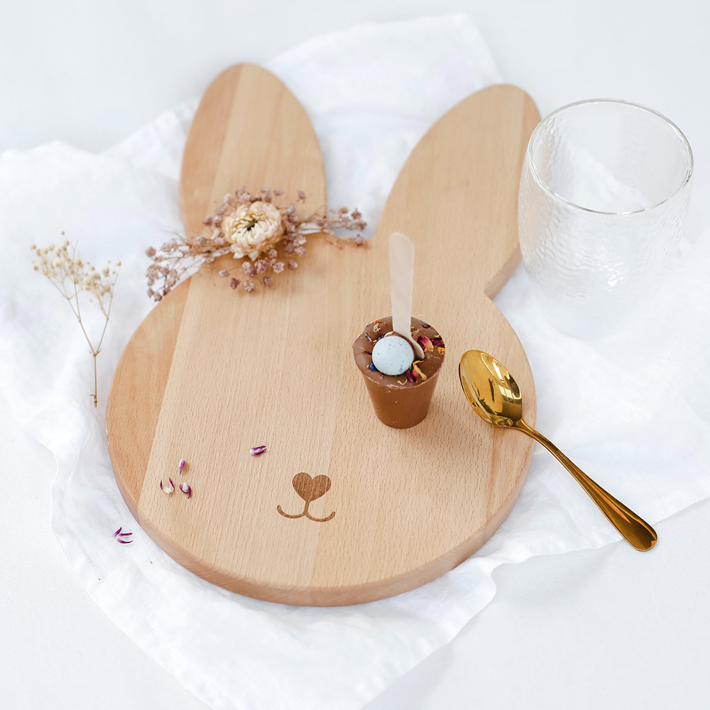 Bake Affair Holzbrettchen "großer Hase" Buchenholz