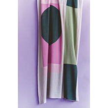 Lade das Bild in den Galerie-Viewer, chic.mic Decke gestrickt Colourful Shapes
