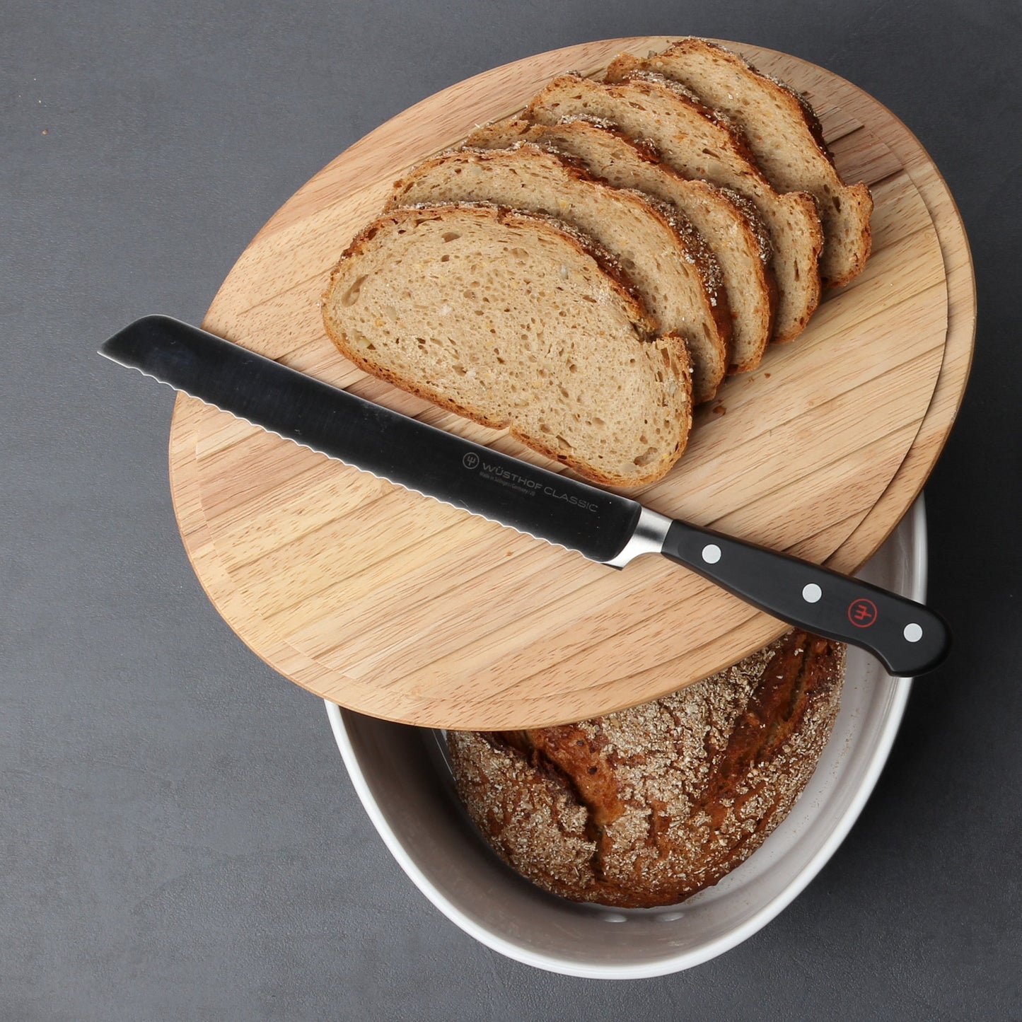 Continenta Brottopf oval mit Holzdeckel medium