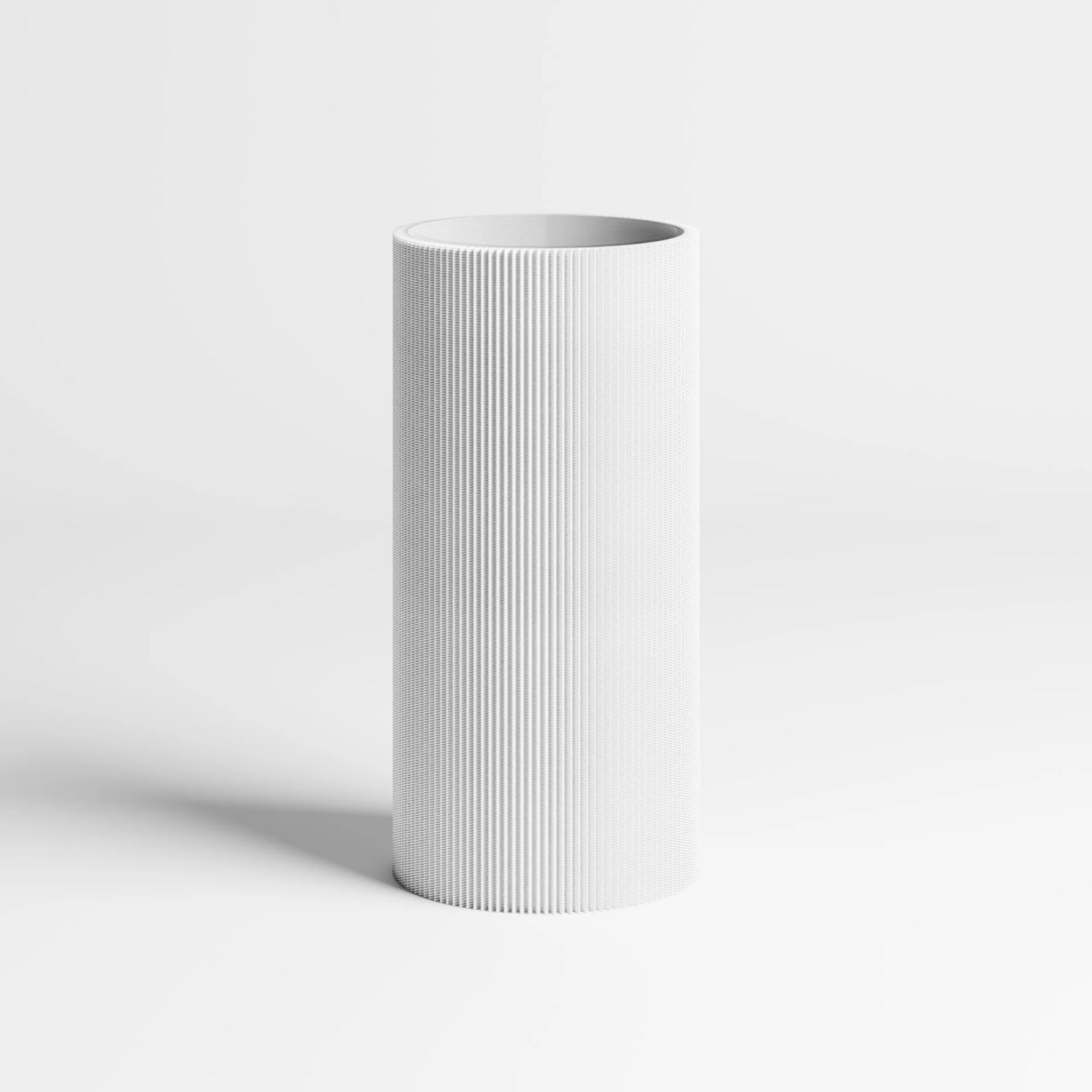 dennismaass. GERADE - VASE weiß 8x8x16 cm