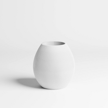 Lade das Bild in den Galerie-Viewer, dennismaass. RUND - VASE weiß 11x11x11 cm
