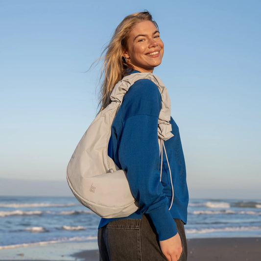 GOT BAG Moon Bag Ruffle monochrome soft shell