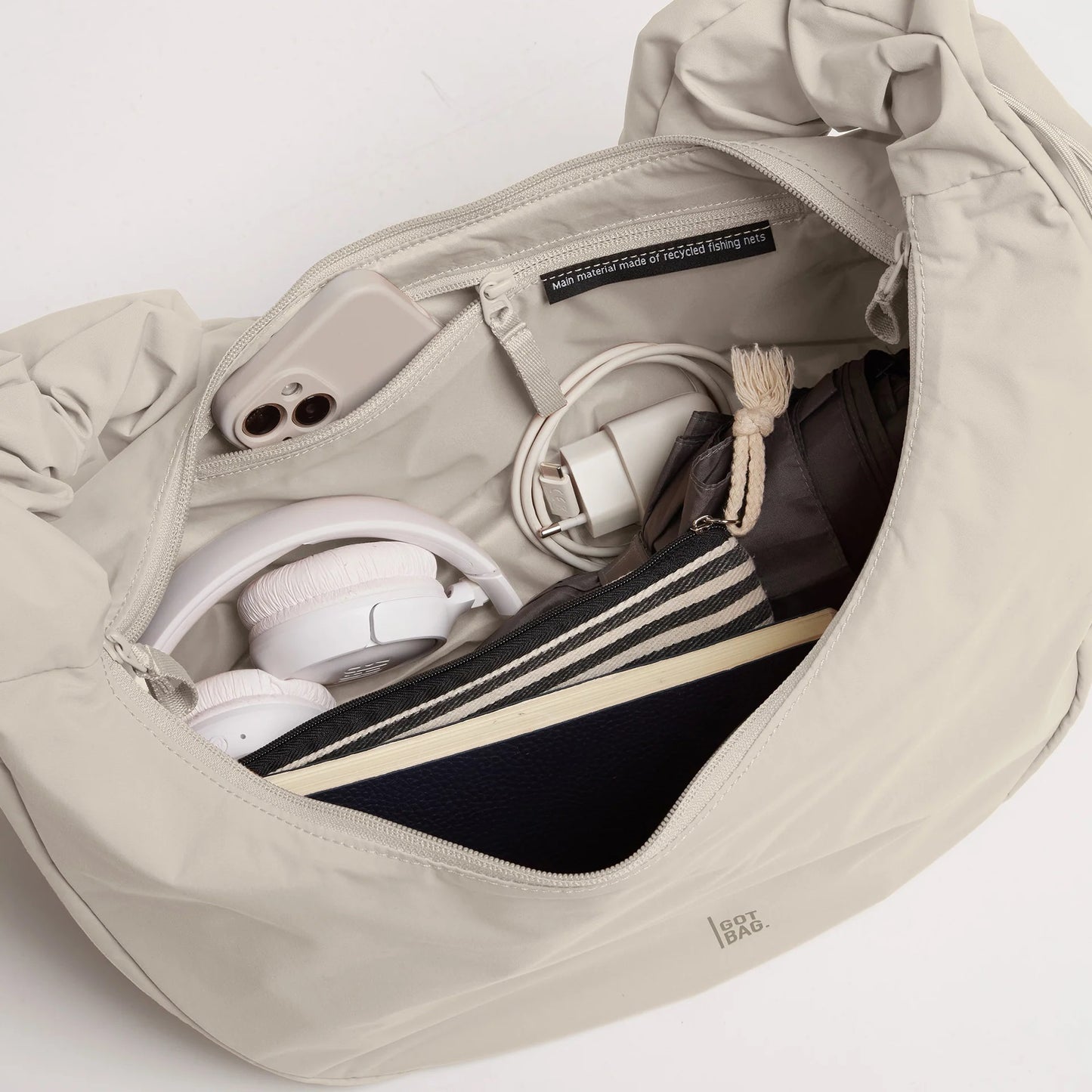 GOT BAG Moon Bag Ruffle monochrome soft shell