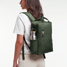 Lade das Bild in den Galerie-Viewer, GOT BAG Rucksack Daypack 2.0 algae
