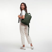 Lade das Bild in den Galerie-Viewer, GOT BAG Rucksack Daypack 2.0 algae
