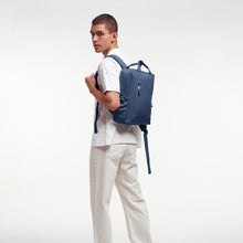 Lade das Bild in den Galerie-Viewer, GOT BAG Rucksack Daypack 2.0 ocean blue
