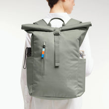 Lade das Bild in den Galerie-Viewer, GOT BAG Rucksack Rolltop EASY bass
