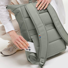 Lade das Bild in den Galerie-Viewer, GOT BAG Rucksack Rolltop EASY bass
