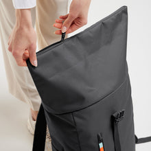 Lade das Bild in den Galerie-Viewer, GOT BAG Rucksack Rolltop EASY shark
