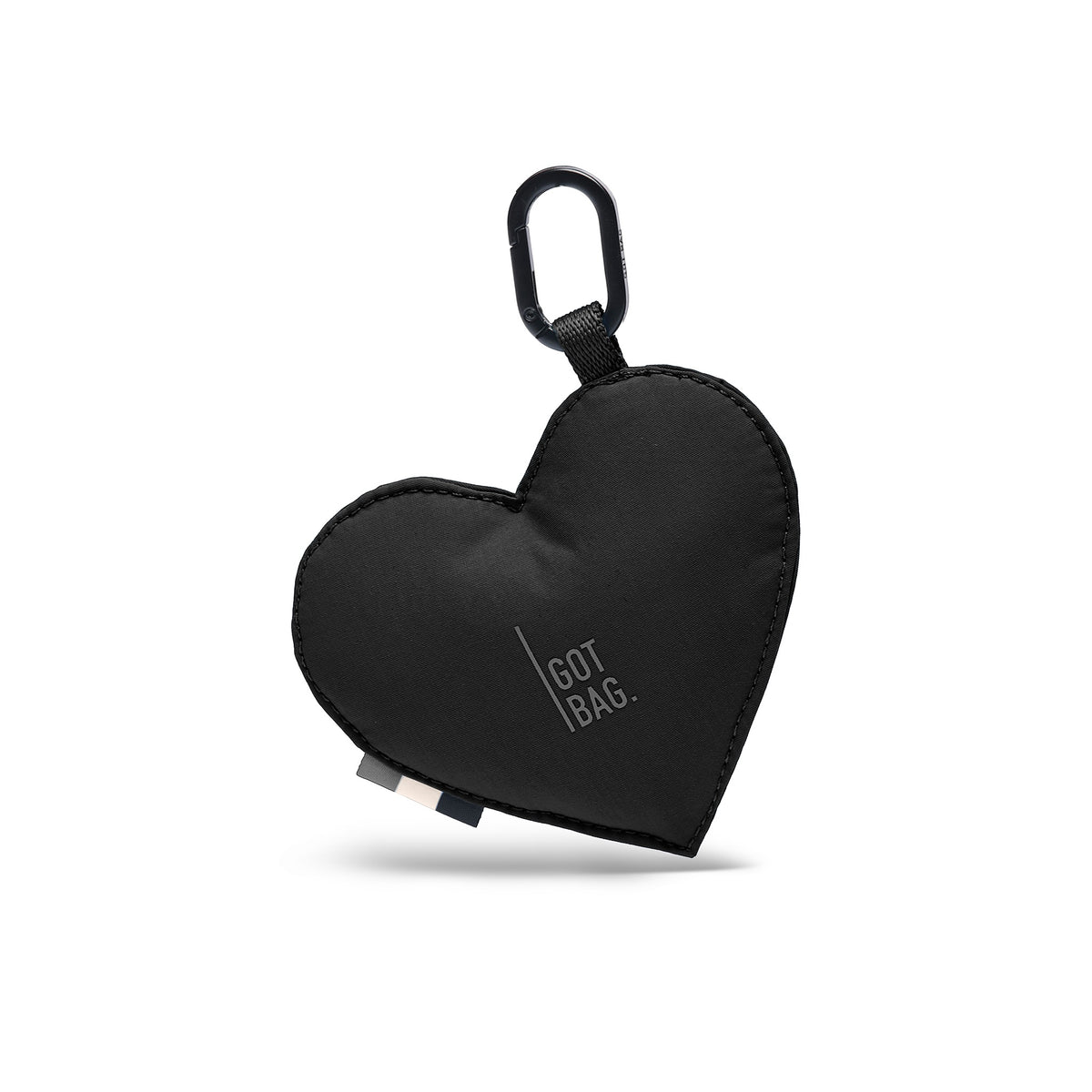 GOT BAG Treasure Charm in der Farbe Black – herzförmiger Schlüsselanhänger und Bag-Accessoire aus recyceltem Hauptmaterial mit Trash to Treasure Stickerei