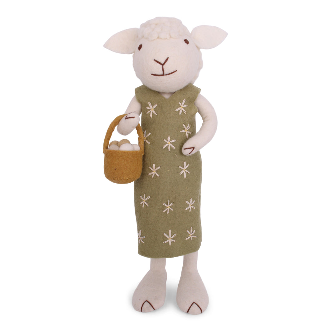 Gry & Sif Schaf weiß extragroß mit grünem Kleid und Eierkorb