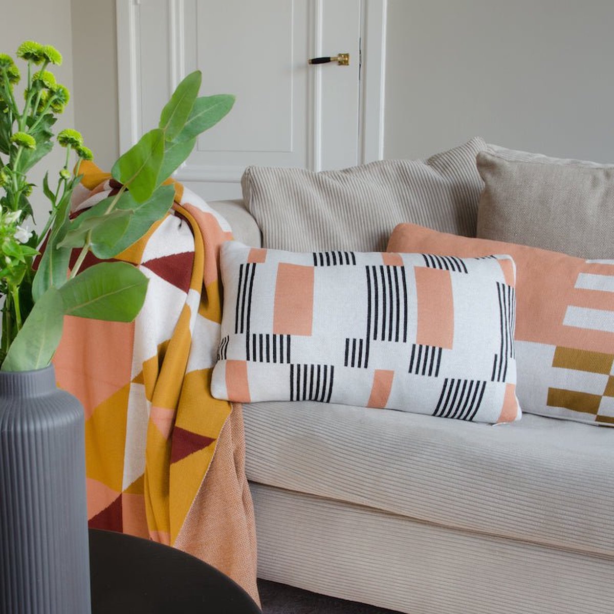 Home Delight Indy Kissen 50x30 cm gestrickt korallenrot