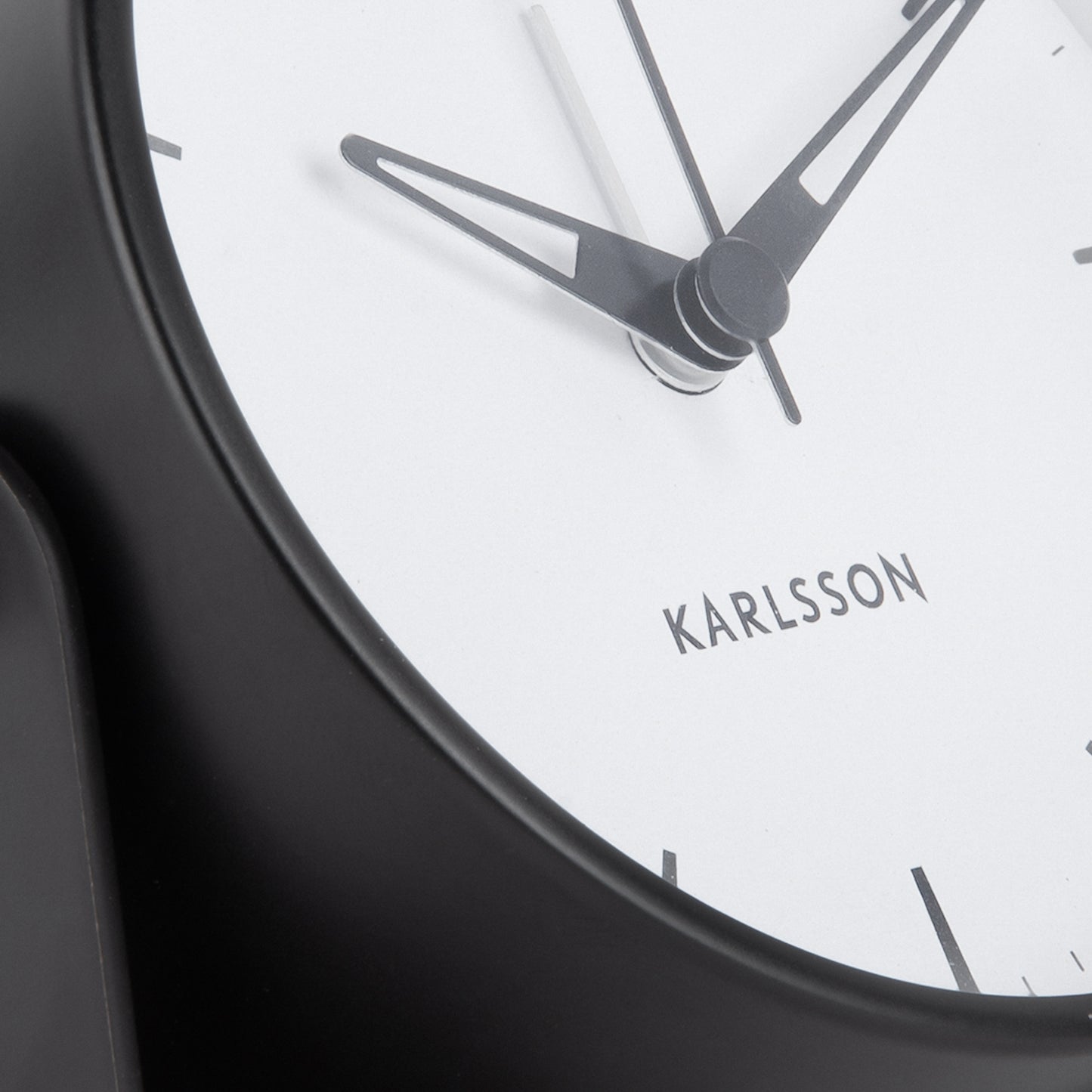 Karlsson Wecker Calm Metall Schwarz