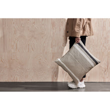 Lade das Bild in den Galerie-Viewer, OYOY Living Design Sofuto Kissenbezug Square
