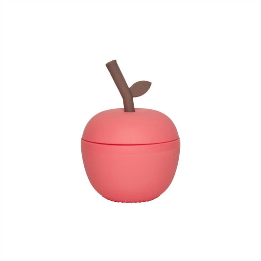 OYOY Mini Silikon-Becher Apfel mit Trinkhalm rot