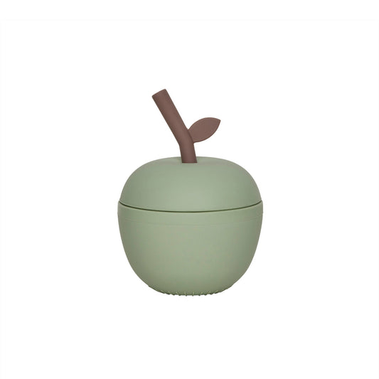 OYOY Mini Silikon-Becher Apfel mit Trinkhalm grün