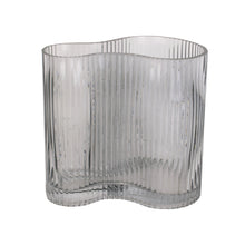 Lade das Bild in den Galerie-Viewer, Present Time Vase Allure Wave Glas dunkelgrau
