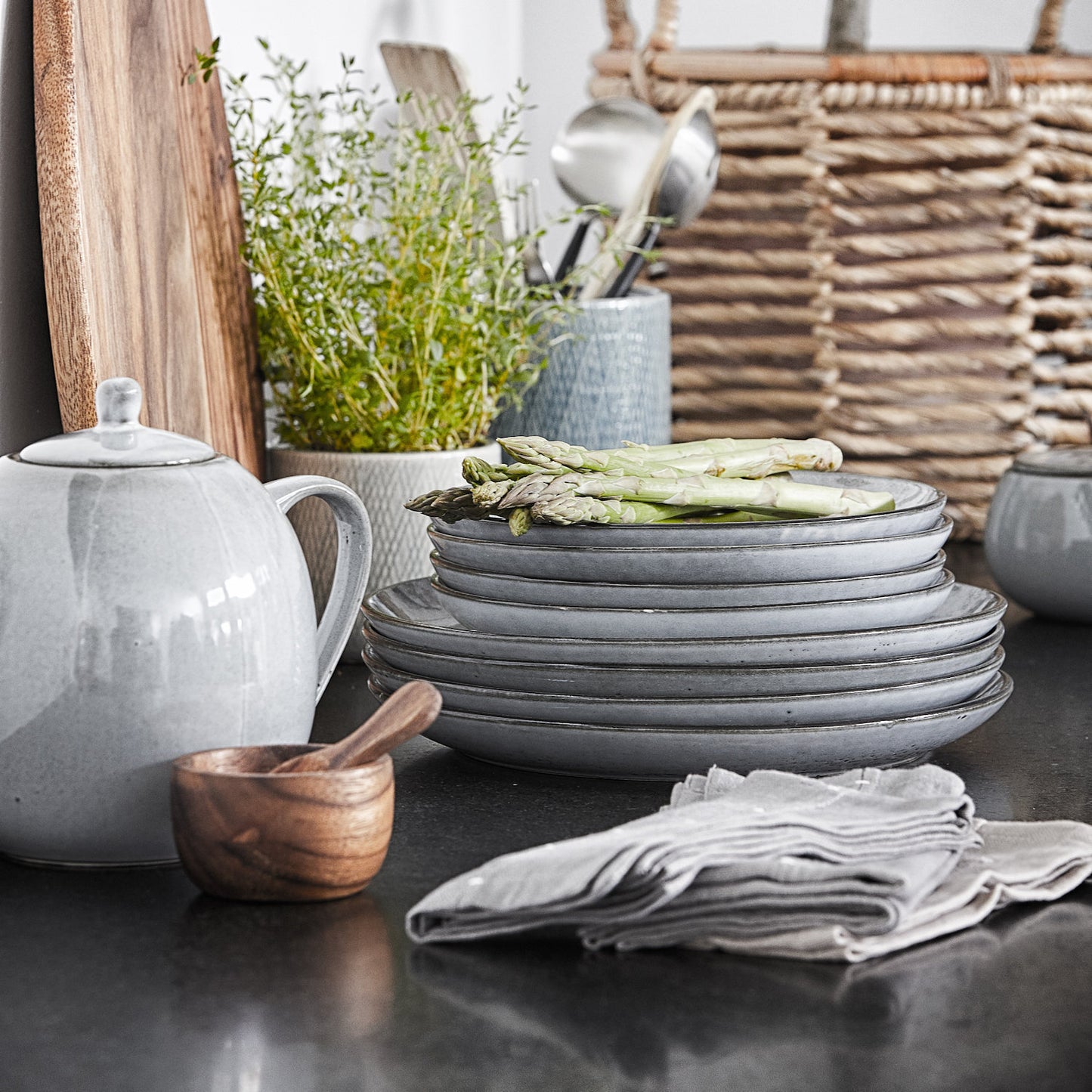 Lene Bjerre Teekanne Amera 1,4 Liter grau