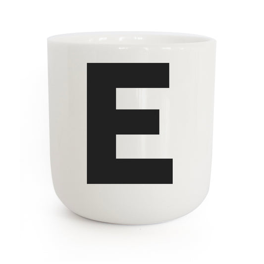 PLTY Design Becher Classic Letter E