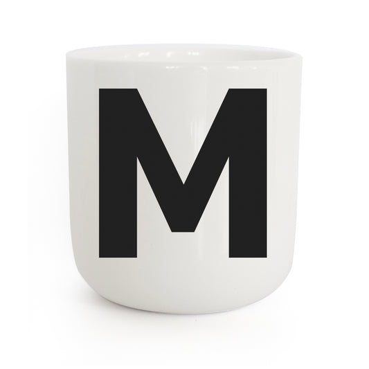 PLTY Design Becher Classic Letter M