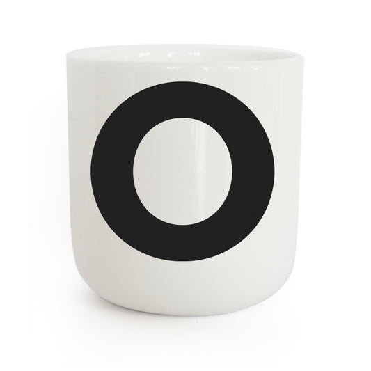 PLTY Design Becher Classic Letter O